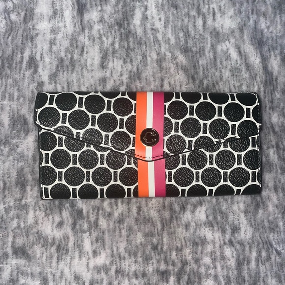 Wallet - Picture 2 of 9